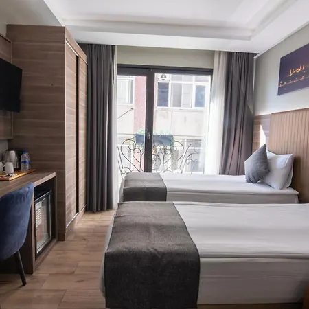 Hotel The Omiya 3*