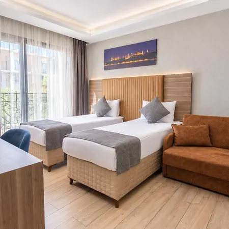 Hotel The Omiya 3*