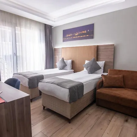 Hotel The Omiya 3*